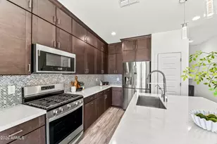 764 N Blackbird Dr, Gilbert, AZ 85234 - Photo 16