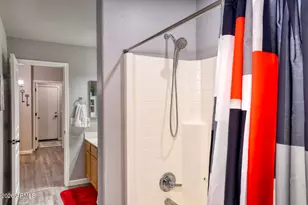 2206 E Ruby Ln, Phoenix, AZ 85024 - Photo 24