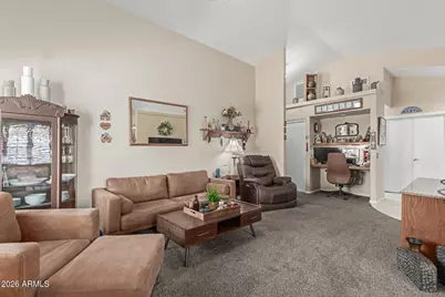 6319 W Mercer Lane, Glendale, AZ 85304 - Photo 8