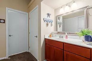 6319 W Mercer Ln, Glendale, AZ 85304 - Photo 16