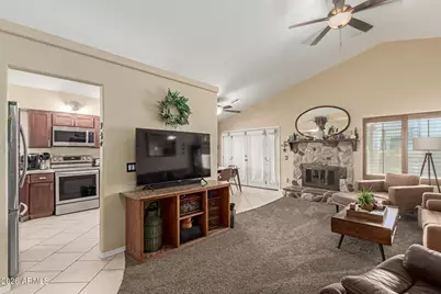 6319 W Mercer Lane, Glendale, AZ 85304 - Photo 6