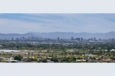 7035 N 23rd Place, Phoenix, AZ 85020 - Photo 2