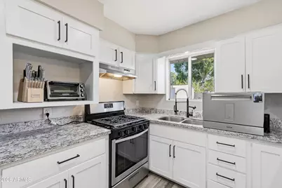 3543 W State Avenue, Phoenix, AZ 85051 - Photo 8