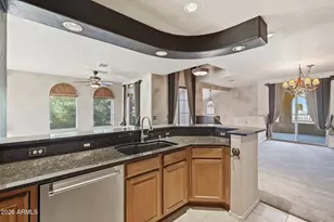 10655 N 9th St, Phoenix, AZ 85020 - Photo 8