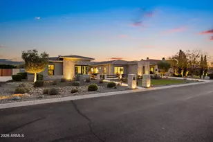 2725 E King Bird Dr, Gilbert, AZ 85297 - Photo 2