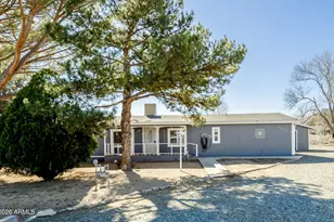 10293 E Manzanita Trail, Dewey, AZ 86327 - Photo 1