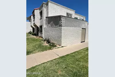 5212 N 42nd Lane, Phoenix, AZ 85019 - Photo 2