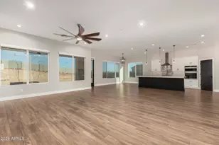 11416 W Tether Trl, Peoria, AZ 85383 - Photo 6