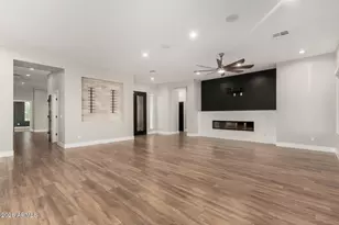 11416 W Tether Trl, Peoria, AZ 85383 - Photo 8