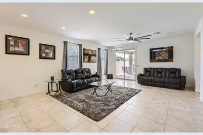 7665 W Fetlock Trail, Peoria, AZ 85383 - Photo 4