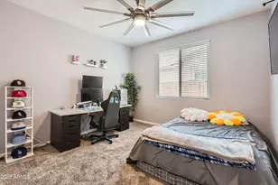 7665 W Fetlock Trail, Peoria, AZ 85383 - Photo 24