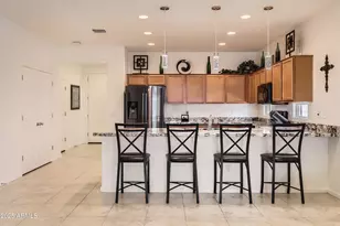 7665 W Fetlock Trail, Peoria, AZ 85383 - Photo 10