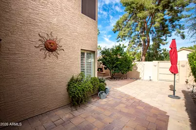 56 E Dawn Drive, Tempe, AZ 85284 - Photo 6
