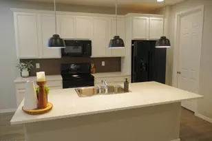 1486 S Naples Ct, Casa Grande, AZ 85122 - Photo 6