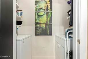 945 E Playa Del Norte Dr, Tempe, AZ 85288 - Photo 14