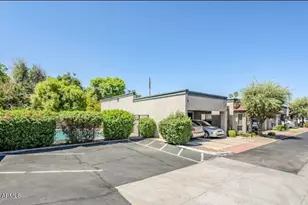 3415 N 36th St, Phoenix, AZ 85018 - Photo 32