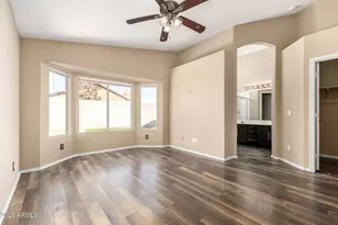 8642 W Laurel Ln, Peoria, AZ 85345 - Photo 18