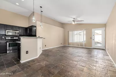 8642 W Laurel Lane, Peoria, AZ 85345 - Photo 4