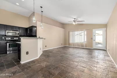 8642 W Laurel Lane, Peoria, AZ 85345 - Photo 4