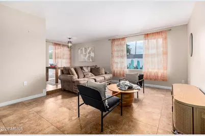 2424 W Portobello Avenue, Mesa, AZ 85202 - Photo 6