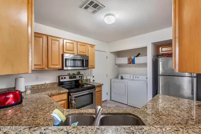 1425 S Lindsay Road #59, Mesa, AZ 85204 - Photo 6