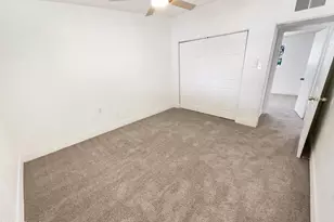 4218 N 49th Dr, Phoenix, AZ 85031 - Photo 36