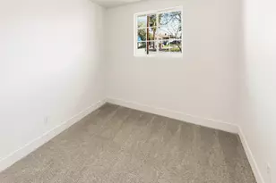 4218 N 49th Dr, Phoenix, AZ 85031 - Photo 18