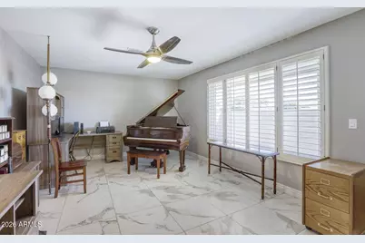 10810 W Sarabande Circle, Sun City, AZ 85351 - Photo 24