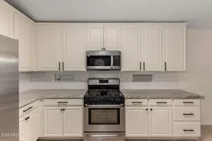 11241 W Davis Ln, Avondale, AZ 85323 - Photo 8