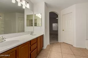 11241 W Davis Ln, Avondale, AZ 85323 - Photo 16