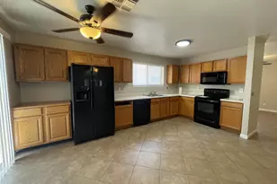 9130 N 80th Ln, Peoria, AZ 85345 - Photo 6