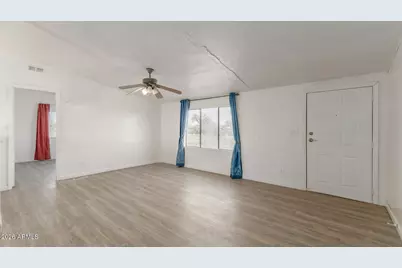 54073 W Stallion Road, Maricopa, AZ 85139 - Photo 4