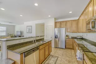 874 E Furness Dr, Gilbert, AZ 85297 - Photo 10