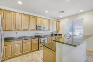 874 E Furness Dr, Gilbert, AZ 85297 - Photo 8