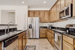 874 E Furness Dr, Gilbert, AZ 85297 - Photo 8