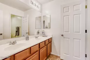 874 E Furness Dr, Gilbert, AZ 85297 - Photo 30