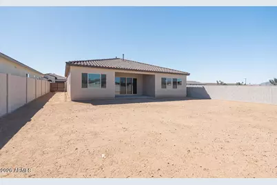 17638 W Highland Avenue, Goodyear, AZ 85395 - Photo 16