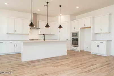 17638 W Highland Avenue, Goodyear, AZ 85395 - Photo 2