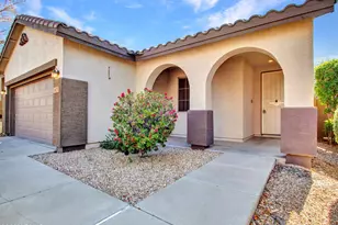 3825 W Desert Creek Ln, Phoenix, AZ 85086 - Photo 4
