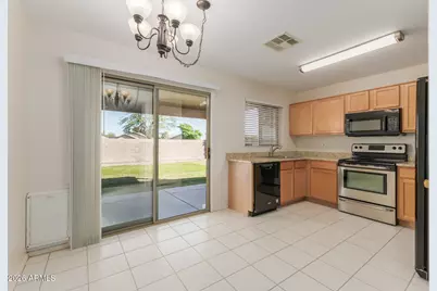 13925 N 149th Drive, Surprise, AZ 85379 - Photo 10