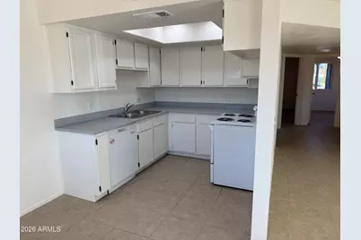 2560 S Yavapai Road, Apache Junction, AZ 85119 - Photo 4