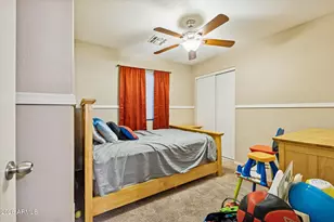 2233 W Alta Vista Rd, Phoenix, AZ 85041 - Photo 16