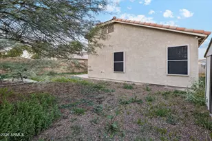 2233 W Alta Vista Rd, Phoenix, AZ 85041 - Photo 20