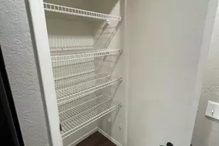 2035 S Elm St, Tempe, AZ 85282 - Photo 8