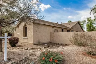 2112 E Yellowstone Pl, Chandler, AZ 85249 - Photo 6