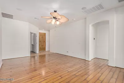 2112 E Yellowstone Place, Chandler, AZ 85249 - Photo 8