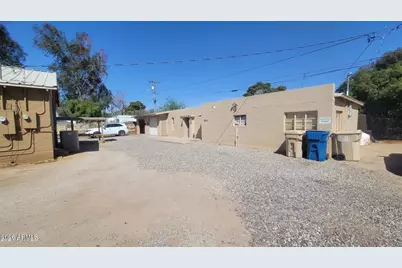 824 E Monroe Avenue, Buckeye, AZ 85326 - Photo 8