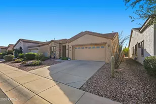 4715 E Narrowleaf Dr, Gilbert, AZ 85298 - Photo 2