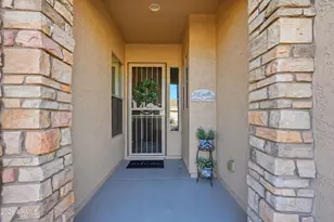 4715 E Narrowleaf Dr, Gilbert, AZ 85298 - Photo 4