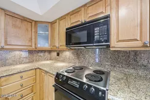 5124 N 31st Pl, Phoenix, AZ 85016 - Photo 16